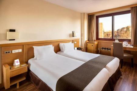 Rafaelhoteles Piramides - 1