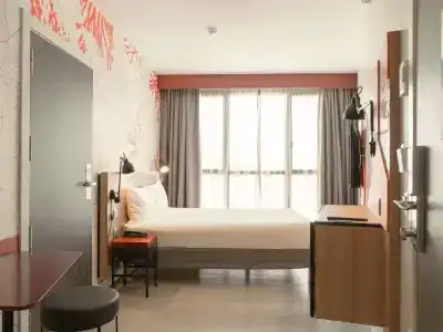 ibis Styles Barcelona City Bogatell - 32