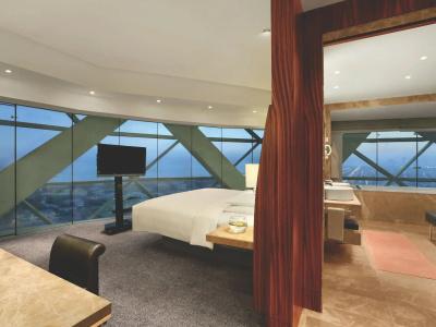 Hyatt Capital Gate Abu Dhabi - 42