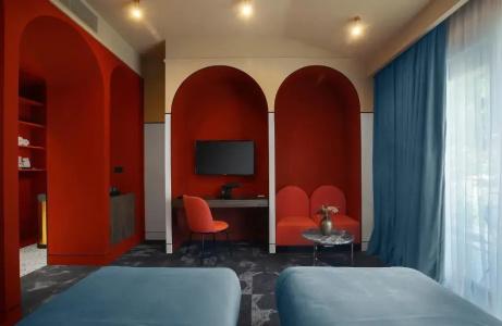 Heritage and Suites - 69