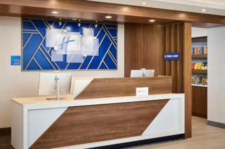 Kitchener Inn & Suites - 1