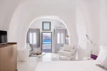 Charisma Suites - 37