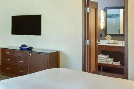 DoubleTree by Hilton Alana - Waikiki Beach - 40