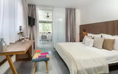 Boban Luxury Suites - 64