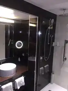 DoubleTree by Hilton London – West End - 45