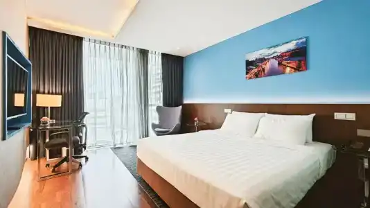 Galleria Sukhumvit 10 Bangkok by Compass Hospitality - 39