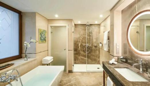 Athenee Palace Hilton Bucharest - 54