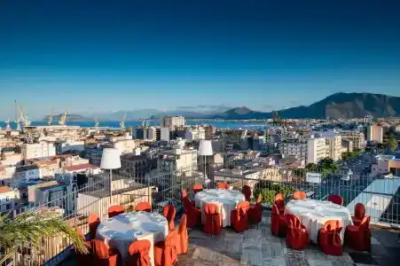 Astoria Palace - 15