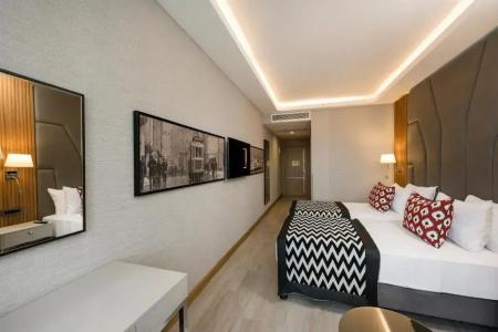 Ramada & Suites by Wyndham Istanbul Sisli - 26