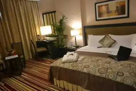 Executive Suites - 44