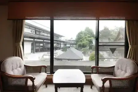 Wakamatsu Honten - 52