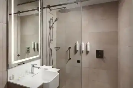 Courtyard By Marriott - 56