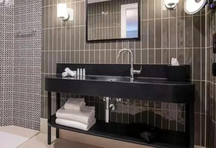 DoubleTree By Hilton Brussels City - 34