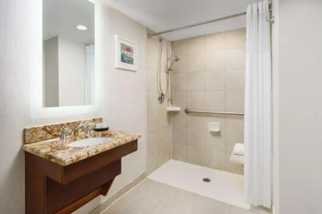 Hampton by Hilton Manhattan 35th Street - Empire State Building - 24