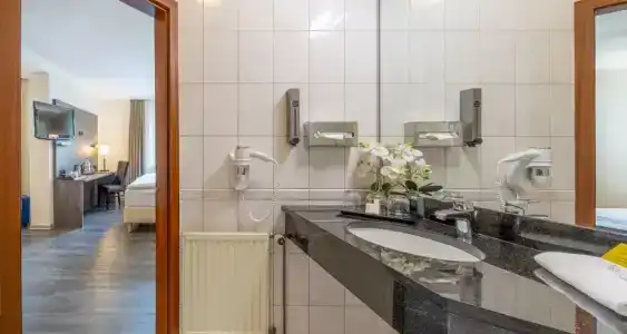 Best Western Schmoeker-Hof - 44