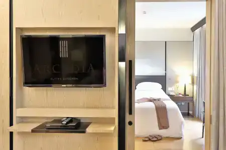 Arcadia Suites Ploenchit Sukhumvit by Compass Hospitality - 30