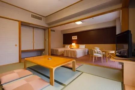 Yumoto Fujiya - 70
