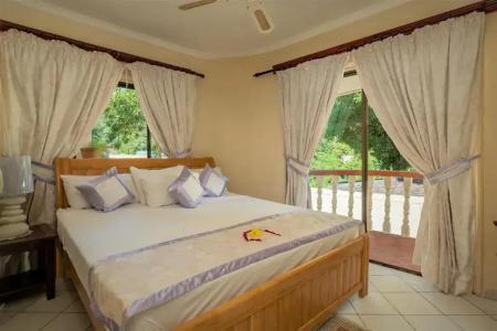 Carana Hilltop Villa - 48