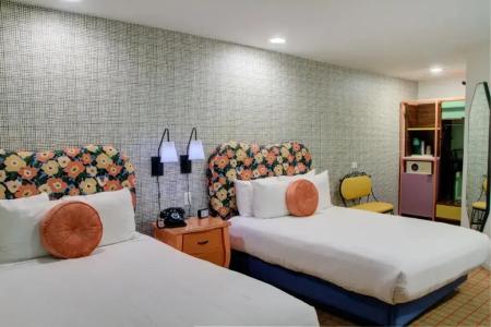 The Adler a Hollywood Hills - 35