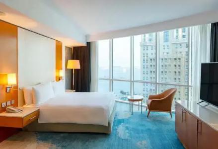 Hilton - 29