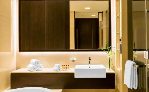 Sheraton Grand, Dubai - 103