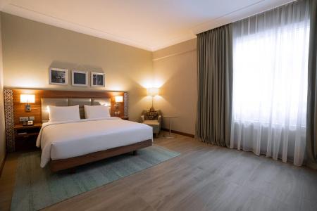 Hilton Garden Inn Dubai Al Muraqabat - Deira - 5