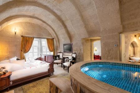 Elysion Cave Suites - 77