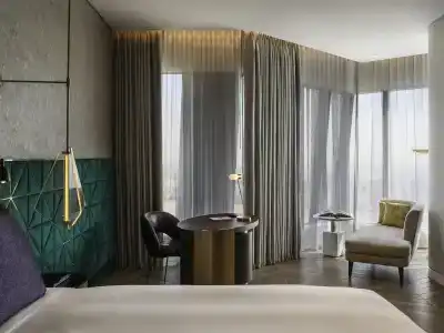 SO/ Uptown Dubai - 32