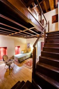Avalon Boutique Suites - 55