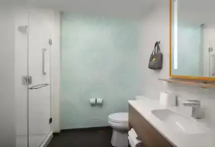 Tru By Hilton Miami West Brickell - 35