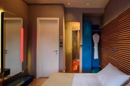 Essence Living Exclusive - 42