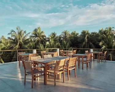 Bliss Dhigurah - 19