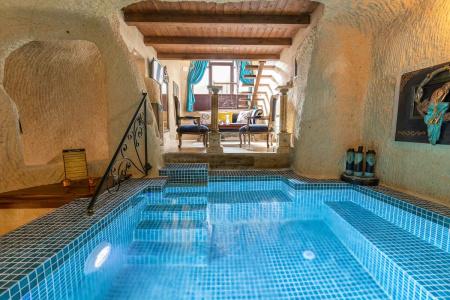Elysion Cave Suites - 73