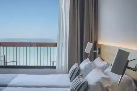 Aya Seahotel - 9