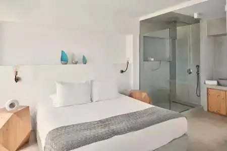Elysian Santorini - 65