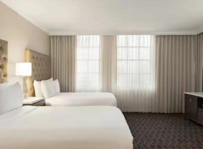 Hilton New Orleans / St. Charles Avenue - 57