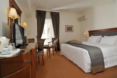 Athens Atrium & Jacuzzi Suites - 26