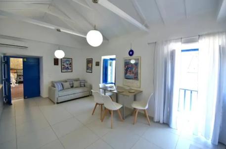 Douskos Guesthouse - 192