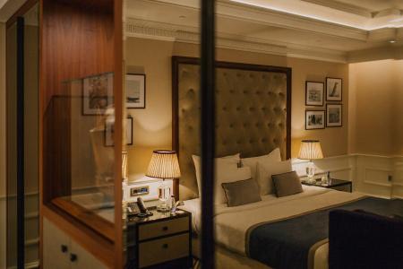 Boutique La Roche - 43