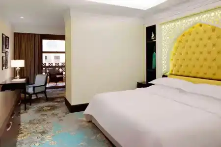 Sheraton Sharjah Beach Resort and Spa - 59