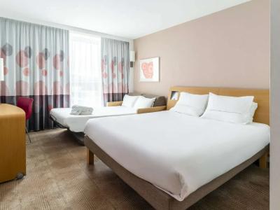 Novotel Edinburgh Park - 56