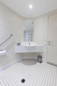 Travelodge Martin Place - 25