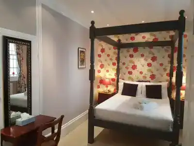 Brunswick Square & Spa - 17