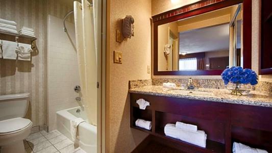 Best Western Inn - 27