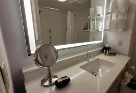 Hampton Inn & Suites by Hilton Miami Downtown/Brickell - 58
