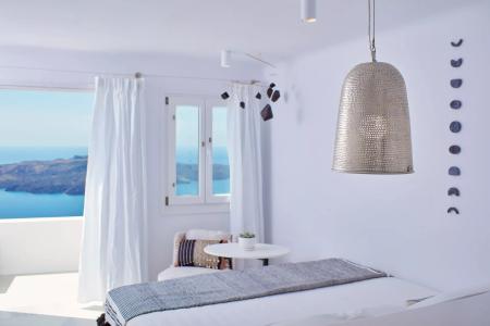 Cosmopolitan Suites - Small Luxurys of the World - 27
