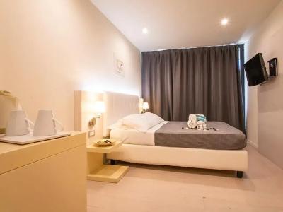 Ferretti Beach - 57
