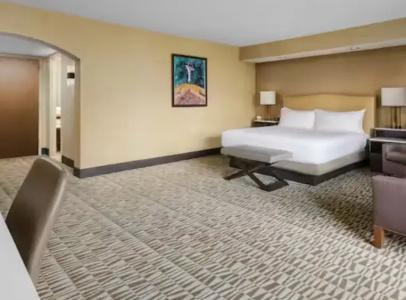 Hilton Phoenix Airport - 51