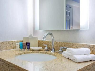 Astor Crowne Plaza New Orleans French Quarter, Corner of Bourbon and Canal - 43