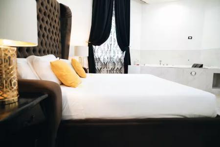 Escape Luxury Suite - 35